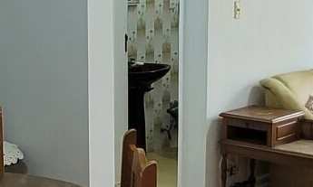 Imagem 4: Apartamento conservado, 2 dormitórios sendo 1 suíte, - ASTÚRIAS-Guarujá/SP