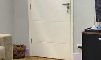 Imagem 4: Apartamento reformado com acesso a sacada, 3 dormitórios + 1 dormitório de serviço, na pra