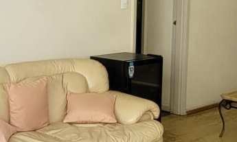 Imagem 3: Apartamento com vista lateral para o mar, 3 dormitórios sendo 1 suíte, frente mar na pra