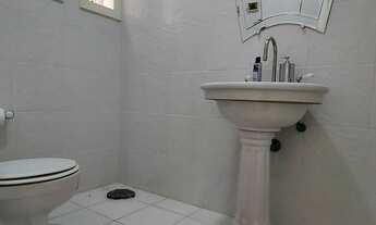 Imagem 7: CASA DUPLEX , 6 suítes climatizadas, área gourmet com piscina, à menos de 50 metro do mar