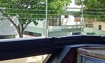 Imagem 2: Apartamento alto padrão com 3 dormitórios sendo 1 suíte à menos de 100 metros do mar na pr