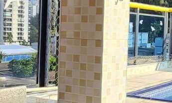 Imagem 5: Cobertura alto padrão com sacada gourmet e vista parcial do mar, com lazer no condomínio e