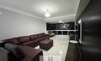 Imagem 4: Apartamento alto padrão com sacada vista mar, 4 dormitórios climatizados sendo 2 suíte, la