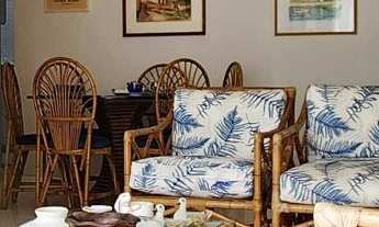 Imagem 4: Apartamento recém reformado com 3 dormitórios, sala 2 ambientes com sacada vista parcial d