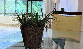 Imagem 6: Apartamento com acesso a sacada vista verde, 3 dormitórios sendo 1 suíte climatizada + dep