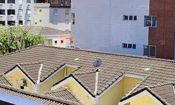 Imagem 2: Apartamento com acesso a sacada, 2 dormitórios climatizados sendo 1 suíte, na praia das AS