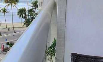 Imagem: Apartamento com acesso a sacada vista lateral