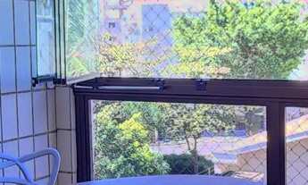 Imagem 6: Apartamento reformado com acesso a sacada envidraçada, 2 dormitórios climatizados sendo 1