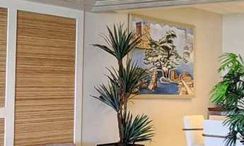 Imagem 7: Apartamento alto padrão com sacada ampla e vista para o mar, 3 suítes sendo 1 com acesso a