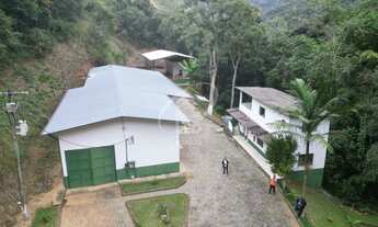 Imagem: Área à venda no bairro Ponte Nova - Teresópolis/RJ