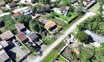Imagem 3: Casa balneário Palmeiras em Itapoá, mobiliada e com energia solar, a 750 metros da praia