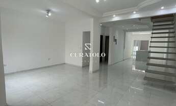 Imagem 2: Casa Sobrado à venda no bairro da Mooca, com 6 quartos, 2 vagas e quintal com churrasqueir