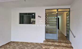 Imagem 2: Viva com comodidade no bairro Vila União, ao lado da Estação Vila União: Casa de 130 m² co