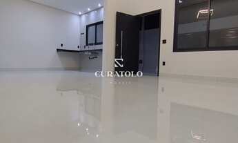 Imagem: Casa à venda com 3 quartos e 2 vagas em