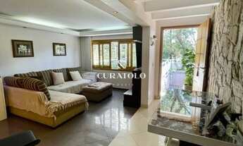 Imagem 2: Viva com conforto e espaço: Conheça sua nova casa, de 4 Quartos com 3 Vagas cobertas e áre