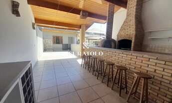 Imagem: Casa à venda com 3 quartos no Jd. Hollywoody