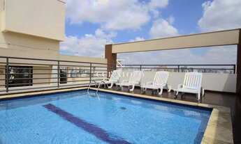 Imagem: More com conforto na Aclimação, ao lado