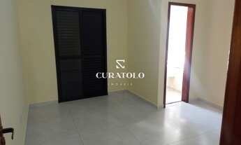 Imagem 4: Seu novo lar em Santo André: Excelente e Confortável Sobrado com 3 Suítes e 2 Vagas no Jd