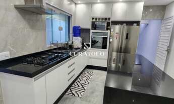 Imagem 3: Viva com conforto e espaço em Mauá: Belíssimo sobrado com 3 Dorms 4 Vagas Área gourmet co