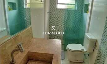 Imagem 7: Moradia perfeita para a família: Sobrado com 3 quartos, 2 vagas cobertas e quintal com chu