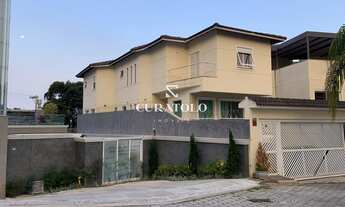 Imagem 7: Casa sobrado à venda com 311 m², 4 suítes, piscina, churrasqueira e 4 vagas, Tucuruvi, São