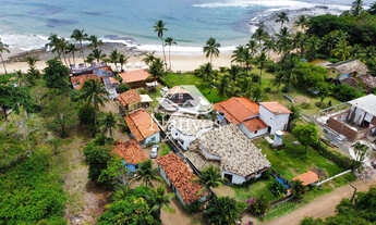 Imagem 3: Invista na tranquilidade e charme da Praia dos Três Coqueiros com sua própria pousada!