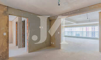 Imagem 6: Apartamento de 160m², 3 Suítes e 4 Vagas no Condomínio Plazas de Madrid