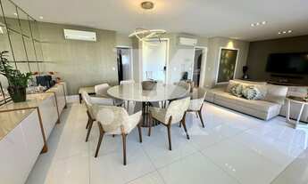 Imagem 7: Apartamento Alto Padrão de 185m², 3 Suítes, Closet, Hidromassagem e 4 Vagas, no Condomínio