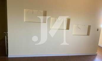 Imagem 2: Sobrado em Condomínio Fechado de 120², 4 Dormitórios com 1 Suíte e 2 Vagas no Condomínio V