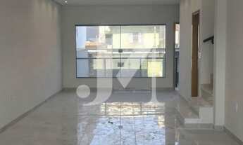 Imagem 7: Casa Sobrado de 256m², 3 Suítes, Sala 02 ambientes com área gourmet e churrasqueira e 6 Va