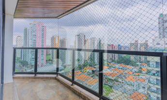 Imagem 6: Apartamento Cobertura de 395m², 4 Dormitórios sendo 3 Suítes, com dependência de empregada