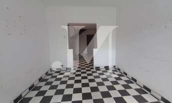 Imagem 2: Casa sobrado de 115m², 2 dormitórios, 1 WC, salas, Fundo: com 01 dormitório e cozinha - Vi