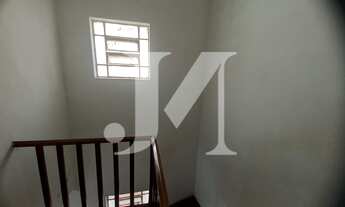 Imagem 5: Casa sobrado de 115m², 2 dormitórios, 1 WC, salas, Fundo: com 01 dormitório e cozinha - Vi