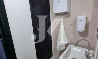 Imagem 6: Sala comercial 100% reformada (elétrica, hidráulica, móveis) e MOBILIADA com 45m², 01 vaga