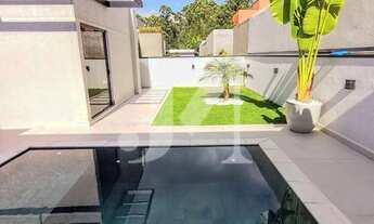 Imagem 4: Casa em condomínio fechado de 360m², com 3 Suítes e Área gourmet, Piscina e 4 Vagas no Con