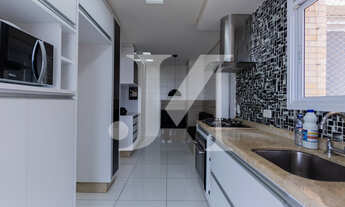 Imagem 7: Apartamento Alto Padrão de 126m² com 2 dormitórios, sendo 2 suítes e 2 vagas de garagem no