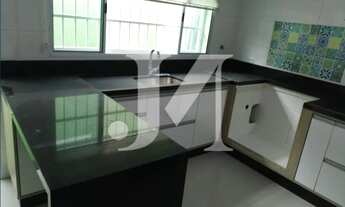 Imagem 3: Casa Sobrado Padrão de 150m², 3 Dormitórios com 1 Suíte e 4 Vagas de Garagem - Vila Formos