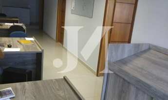 Imagem 4: Imóvel Comercial e Galpões à Venda e Locação - Com 5 Salas - 2 Galpões, 6 Banheiros no