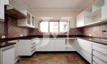 Imagem 5: Apartamento Alto 300m², 4 dormitórios, sendo 3 suítes, 1 dependência para empregada e 3 Va