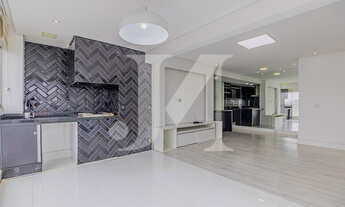 Imagem 3: Apartamento de 82m² com Varanda Gourmet, 2 Dormitórios, 1 Suíte, 2 Vagas e 1 Depósito no C