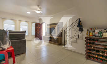 Imagem 1: Casa Sobrado de 150m², 3 Dormitórios com 2 Banheiros e 2 Vagas ????