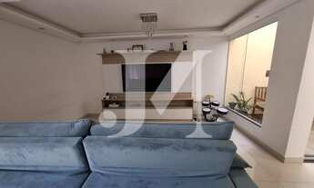 Imagem 2: Casa sobrado de 200m² com 3 Dormitórios, 1 Suíte e 5 vagas de garagem - Vila Carrão