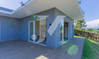 Imagem 5: Chácara de 1000m², Construção 125m² - Com 03 Dormitórios sendo 01 Suíte e 06 Vagas de gara