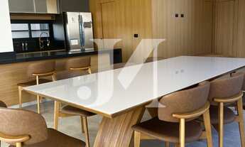 Imagem 3: Casa em condomínio fechado de 350m², com 3 Suítes(Sendo 1 suíte com Closet e sacada) e 2 V