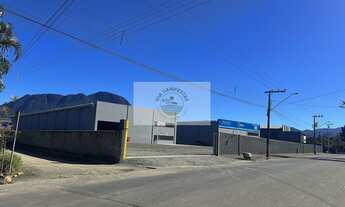 Imagem: Galpão para locação com 2.500 m², novo