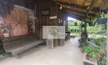 Imagem 5: Sítio com estrutura para pousada ja montada em Campo Alegre/SC, com ponte de 1884, analisa