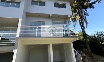 Imagem: Sobrado em Condomínio no bairro Glória