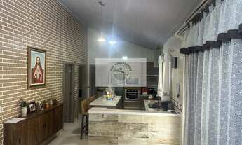 Imagem 3: Sítio com 30.406 m², casa com 3 dormitorios, lagos, riacho, araucarias, porteira fechada