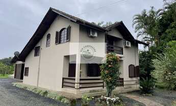 Imagem 2: Terreno rural em Pirabeiraba com 152.000 m2, pastagem, rio, nascente, casa boa