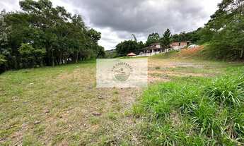 Imagem: Terreno com 3.064 m², na Rua Santa Catarina